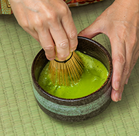 How to Whisk Matcha | Sugimoto Tea Company